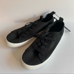 H&M Black Sneakers